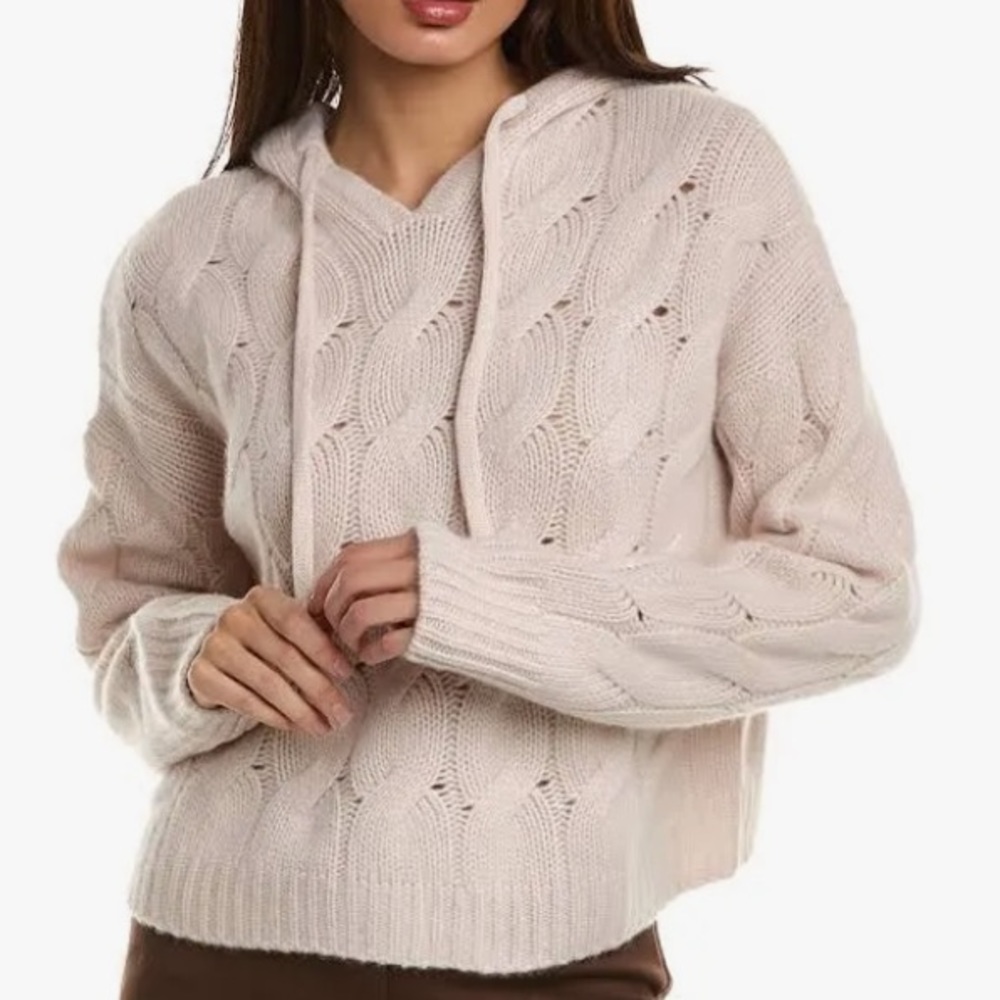 Eli Tahari thick cashmere hoodie
